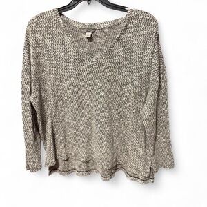 Bass Black and White Knit Sweater